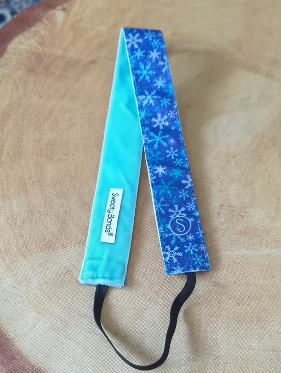 Sweaty Bands Accessories - Sweaty Bands Women Blue Glitter Snowflake With Velvet Headband